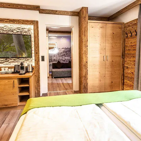 Alpinspa Zur Post - Bergbahn Im Sommer 2026 Inklusive Pensjonat Bad Gastein